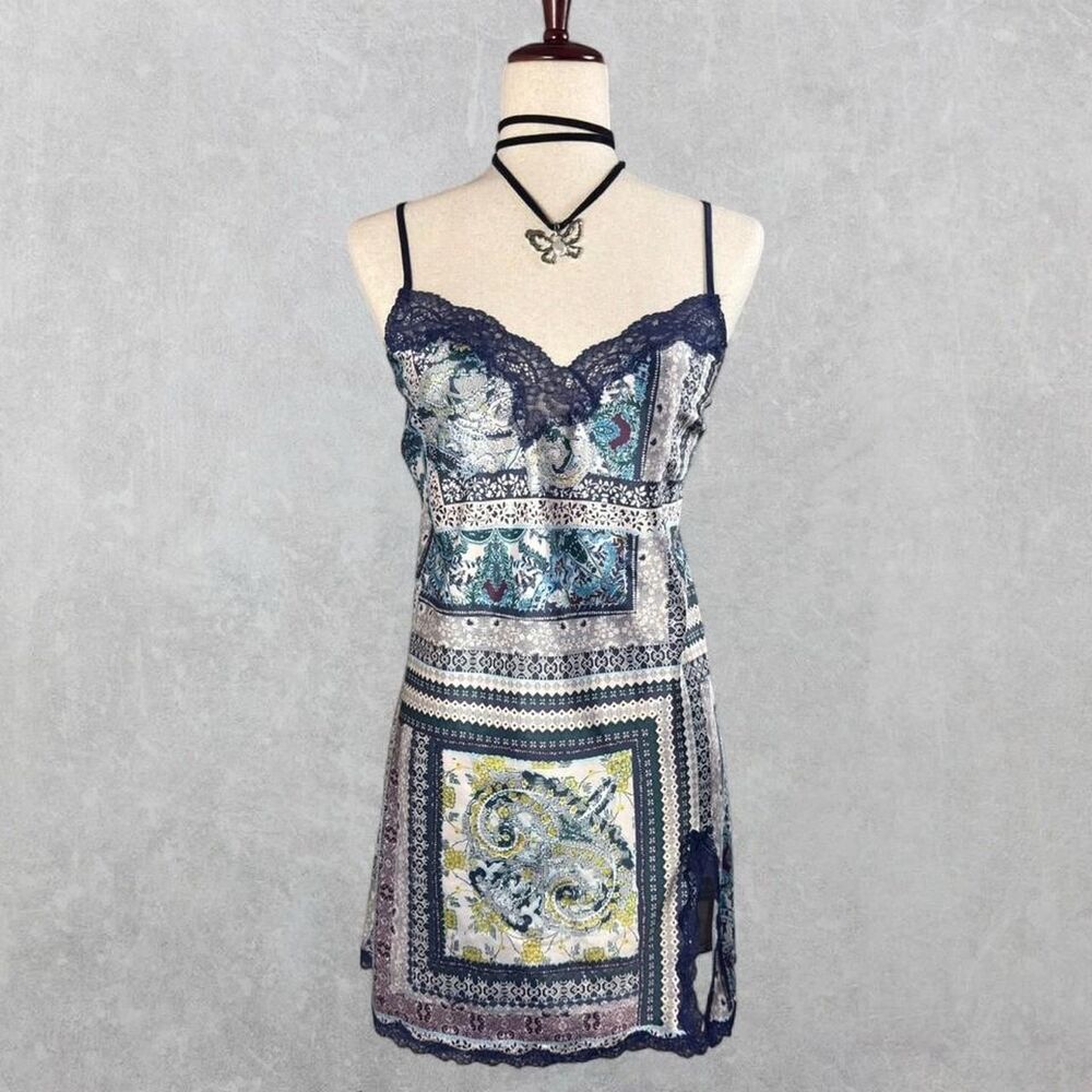 Victoria’s Secret Navy Blue Lace Satin Paisley Print Slip Dress Boho